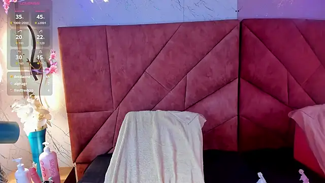 AriannaFoxxyのライブXXXチャット