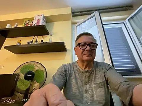 YOU6me Chat XXX in diretta