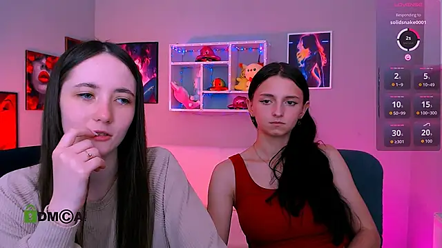 bella_dorn élő XXX-chatje