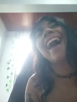 NefertitiXO 现场XXX聊天