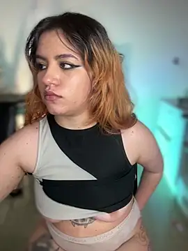 NikkiNix Live XXX-chat