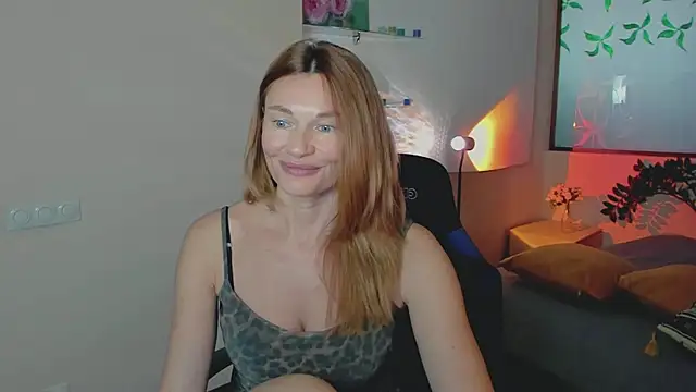 Chat +18 de MistyBarnes ao vivo