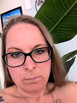 Sparkle99999 Live XXX-Chat