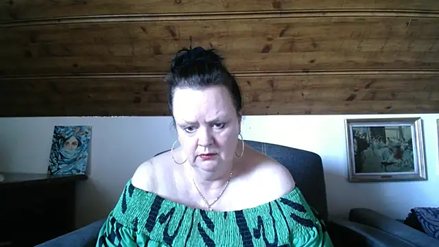 TiffanyMature's Live XXX Chat