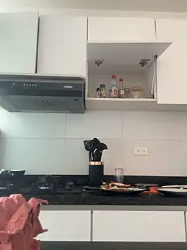 arnold_bekam Adlı Modelin Canlı XXX Sohbeti