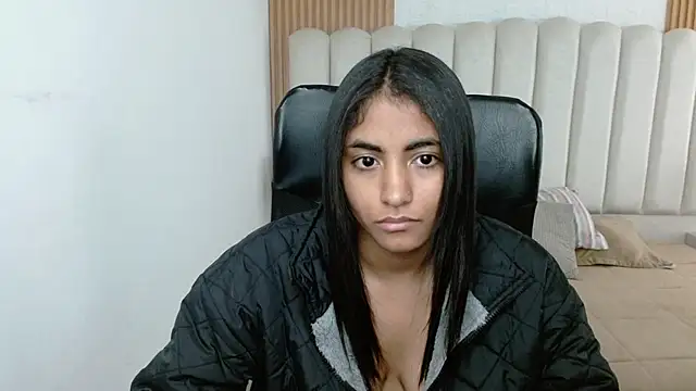 shaneelle – Naživo XXX chat