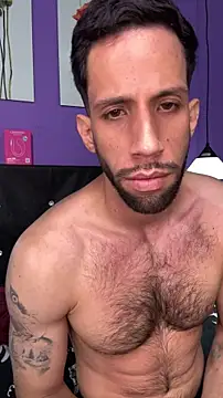 Chat +18 de Karim_mansur ao vivo