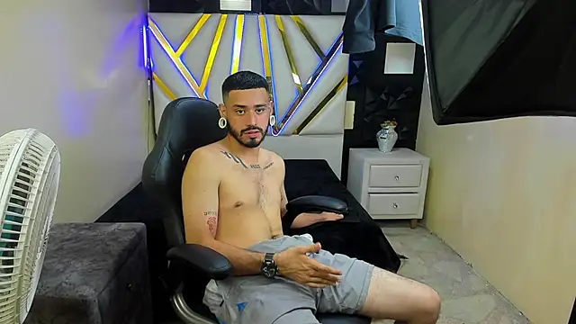 BrunoCarzon XXX чат на живо