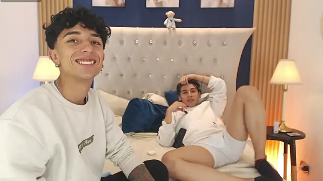 Chat +18 de Aiden_Rivers_ ao vivo