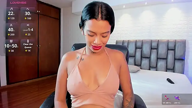 Chat +18 de Saara_Corraless ao vivo