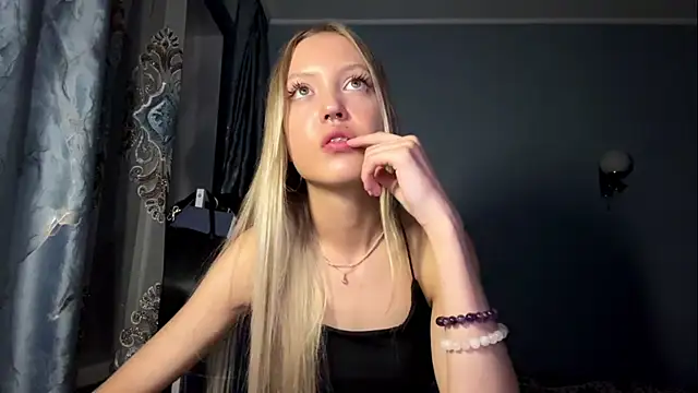 NievesHackey Live XXX Chat