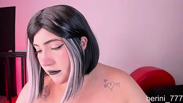 Chatroom XXX en direct de AmberiniHoffman