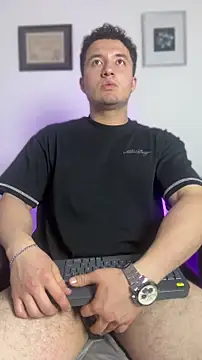 Alexander_ConnorのライブXXXチャット