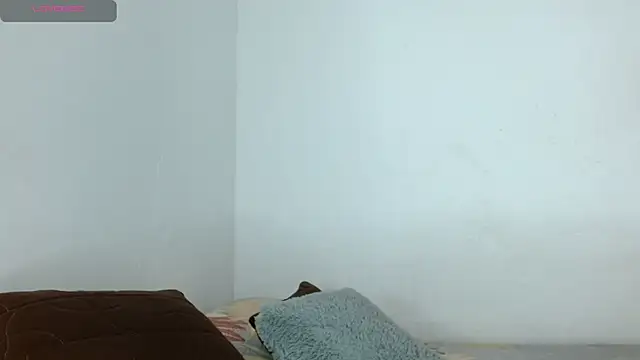 צ'אט XXX בשידור חי של Alexa_priincess