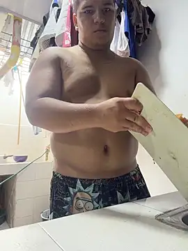 צ'אט XXX בשידור חי של Patricio_02