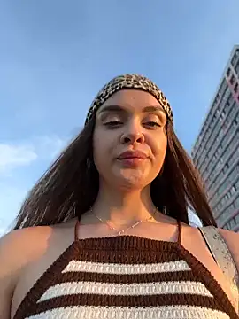 KristiRich Adlı Modelin Canlı XXX Sohbeti