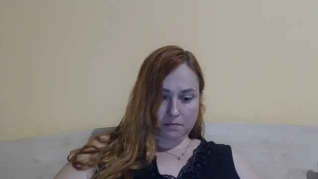 Foxy_Kate3333: онлайн-секс-чат