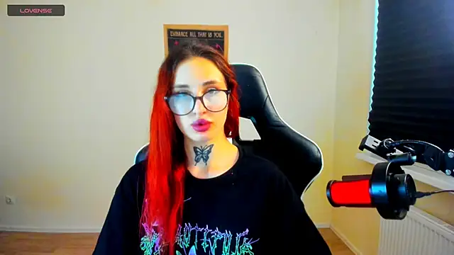 your_tora's Live XXX Chat