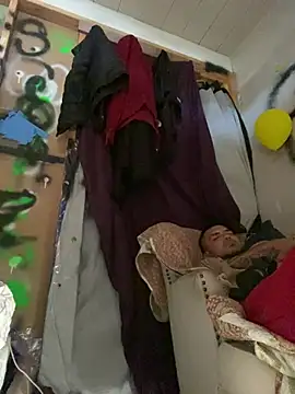 XXX chat uživo modela GusanoDelicioso