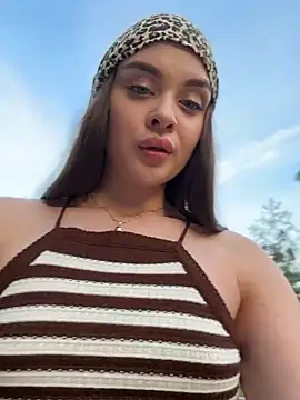XXX chat uživo modela KristiRich