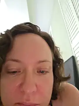 julimonroe's Live XXX Chat
