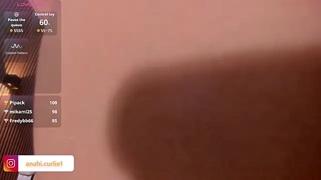 Czat XXX na żywo – anahi_curlie1