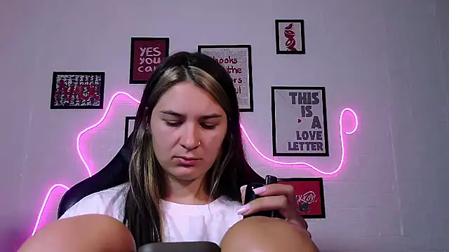 AlisaFrost Live XXX-chat