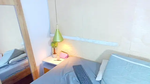 cock_whisperer69_'s Live XXX Chat