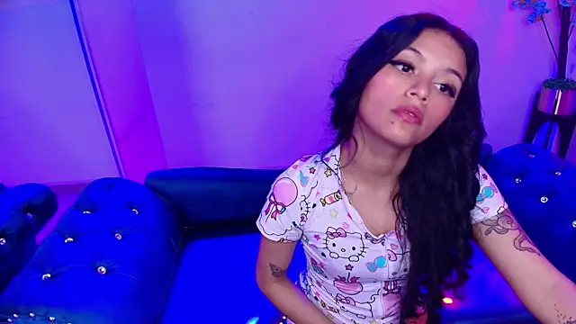 Živý XXX chat Maddie_T18