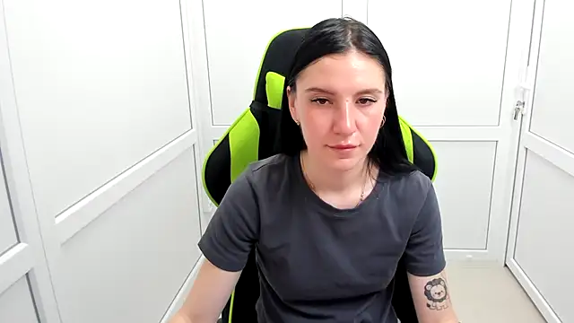 PatteMeoww: απευθείας συνομιλία ΧΧΧ