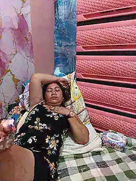Živý XXX chat SweetChubbyMommy_02
