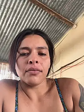 SaraBust Webcam show