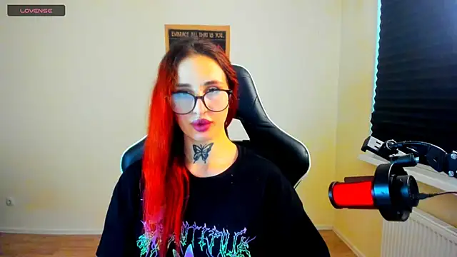 XXX chat uživo modela your_tora