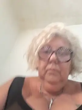 Merilulla Chat XXX live