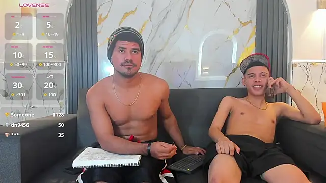 Latins_on_fire's Live XXX Chat