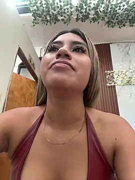 Kimmiebellarie Adlı Modelin Canlı XXX Sohbeti