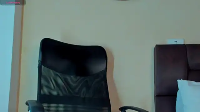 MikeRoss7777 라이브 XXX 채팅