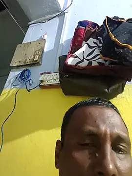 Priyasexcpl Chat XXX in diretta