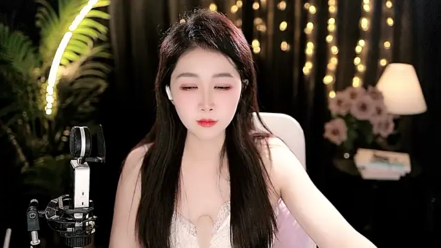Chat +18 de Peach_zzz ao vivo