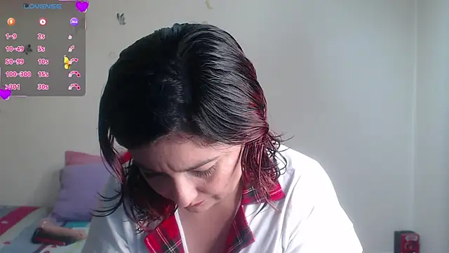 Chat +18 de evangeline_lover ao vivo