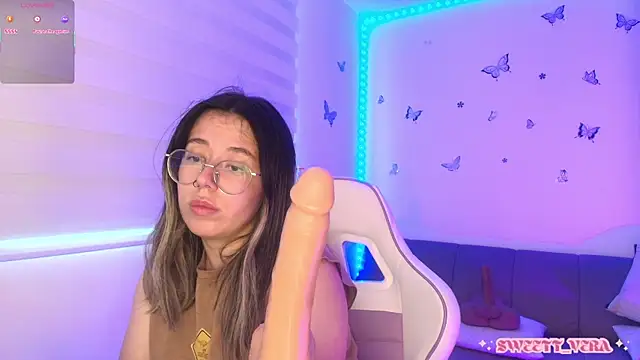 Chat +18 de sweettvera ao vivo