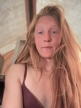 Živý XXX chat GoldenFlameGoddess