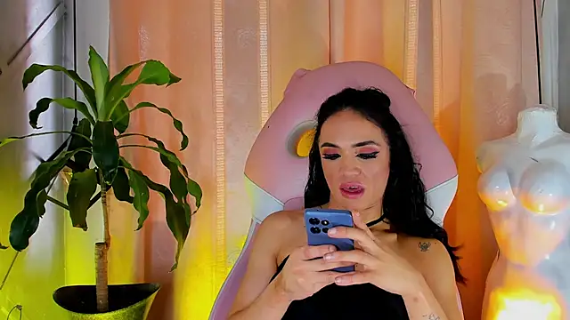 Chat +18 de Cristal_Gem1 ao vivo