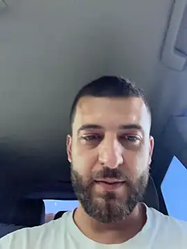 Pablo_Hornyguy95's Live XXX Chat