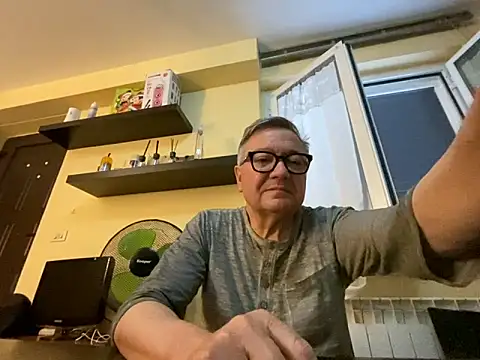 Chat +18 de YOU6me ao vivo