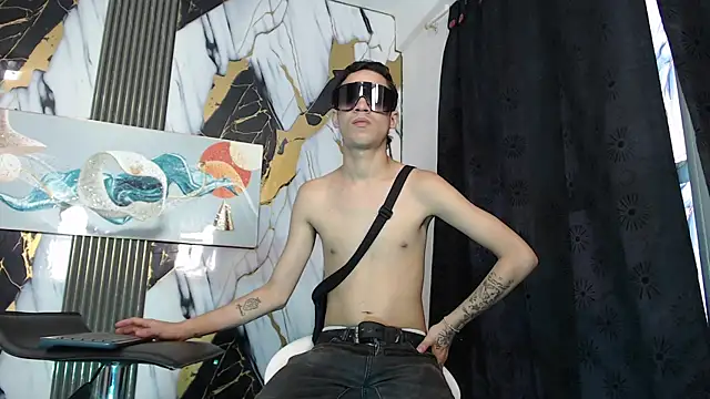 Chat XXX en directo de TWINKS_BOYSX