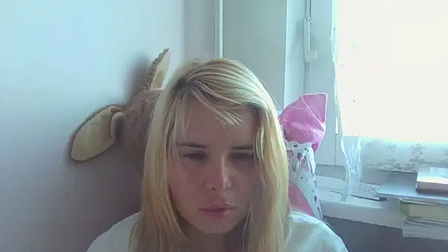 HornyElena Live XXX Chat
