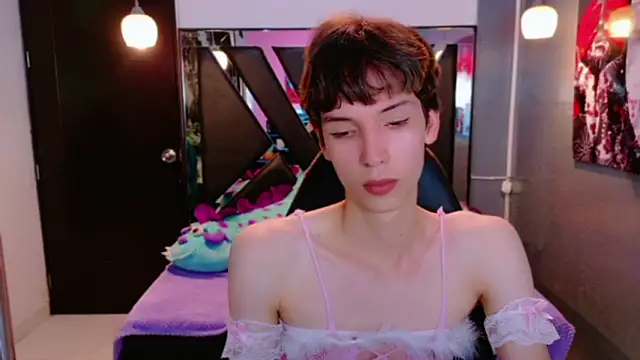 Stefany_PiInk Chat XXX live