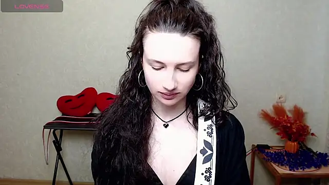 LilithRivi Chat XXX live