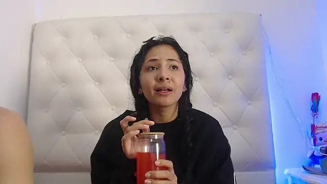 dafnne_and_thomas Chat XXX live